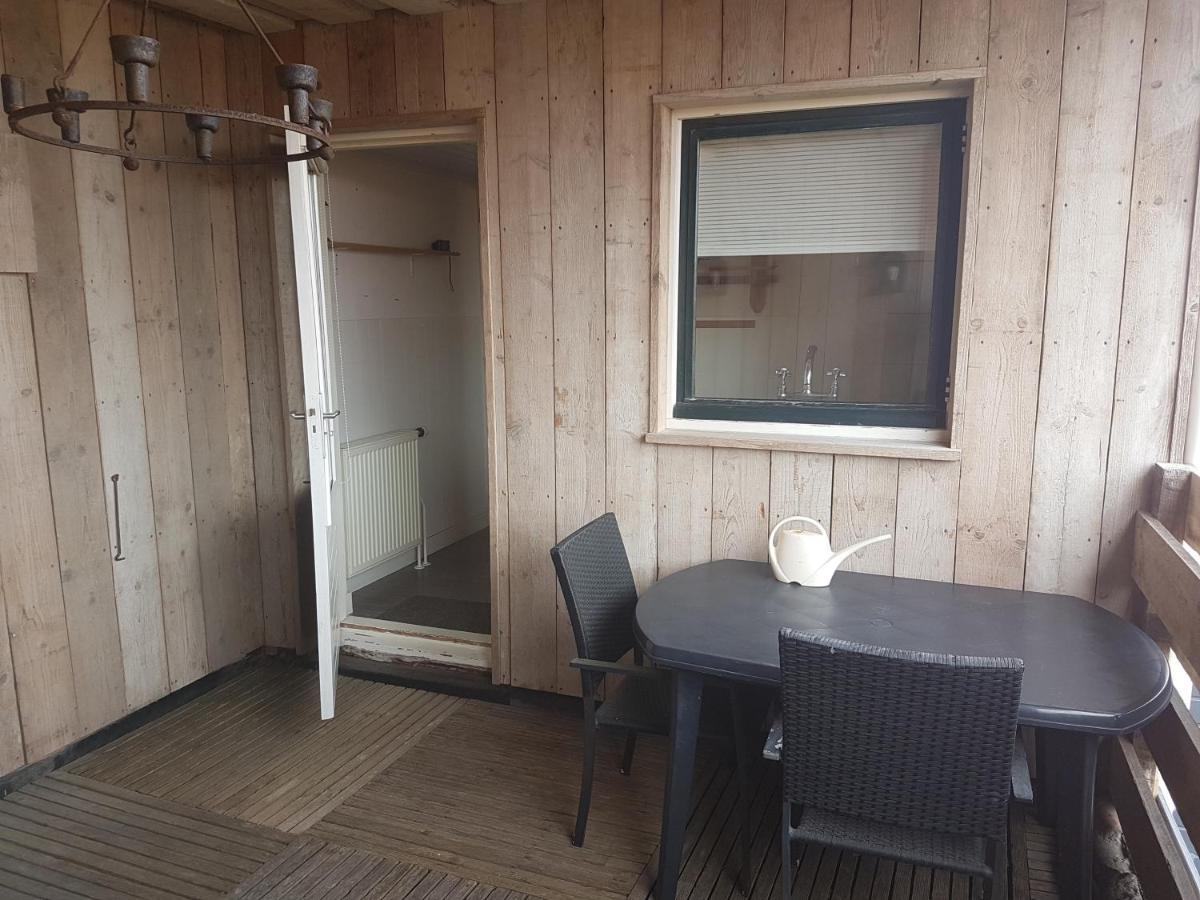 Appartement Met Inpandig Balkon, 150 Meter Verwijderd Van Strand En Centrum Zoutelande Esterno foto