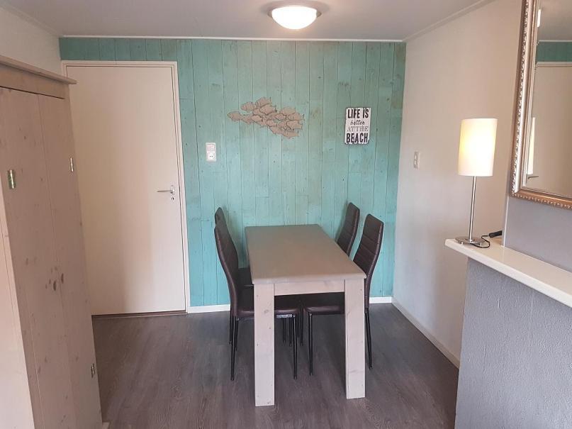 Appartement Met Inpandig Balkon, 150 Meter Verwijderd Van Strand En Centrum Zoutelande Esterno foto