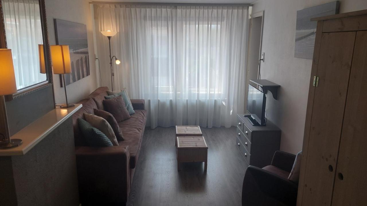 Appartement Met Inpandig Balkon, 150 Meter Verwijderd Van Strand En Centrum Zoutelande Esterno foto